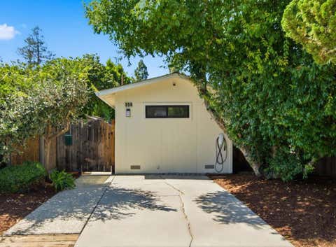 Photo of 358 Fernando Avenue, Palo Alto, CA 94306 (MLS # ML82057417)
