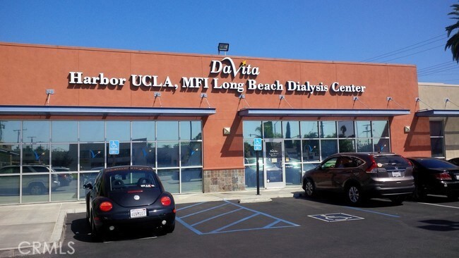 1075 E Pacific Coast