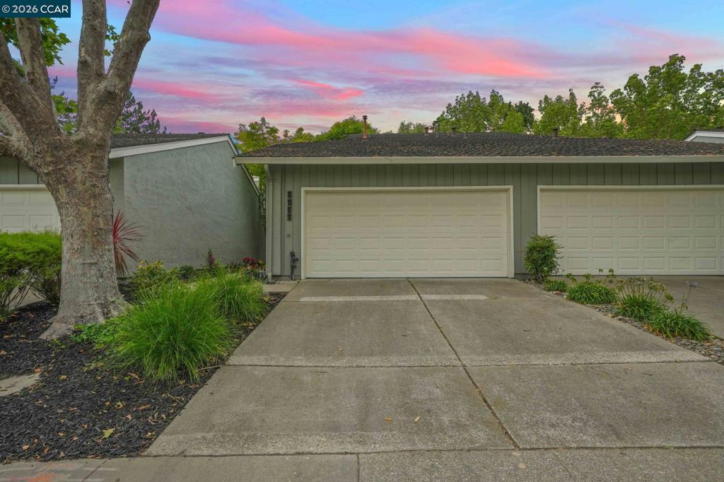 2130 Shoshone Cir CIR, Danville CA 94526