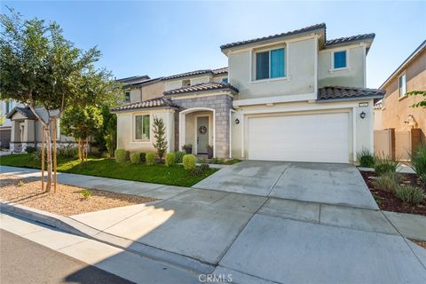 Photo of 3382 E Aspen St, Ontario, CA 91761 (MLS # CV25261834)