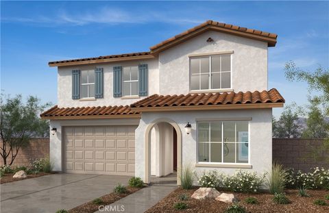 Photo of 1112 Sardinia Drive, Lake Elsinore, CA 92530 (MLS # SW26091936)