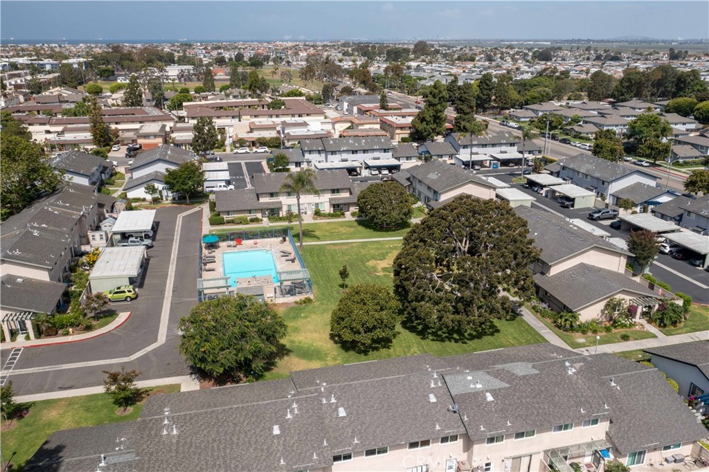 Huntington Townhomes (HTHM) - Residential