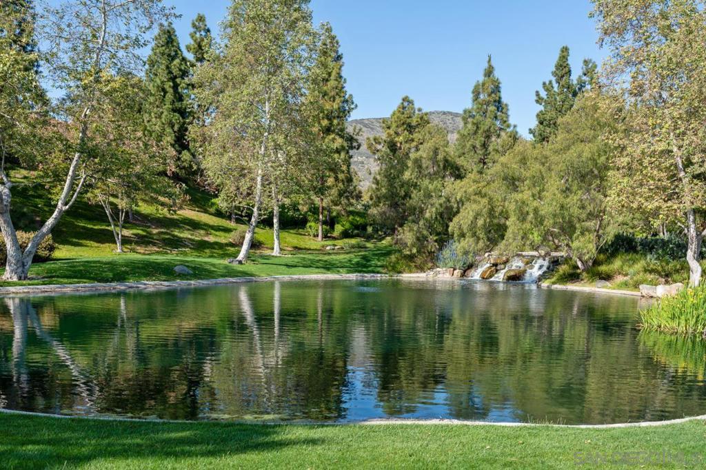 8155 Lazy River Rd