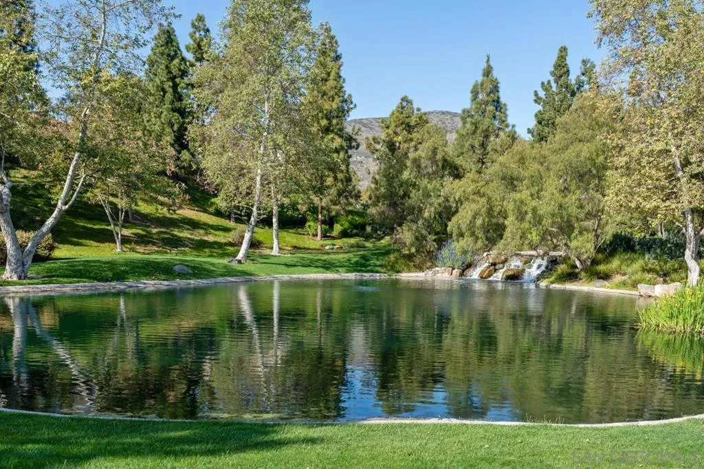 San Diego, California 92127, United States, 3 Bedrooms Bedrooms, ,4 BathroomsBathrooms,Residential,Active,174803