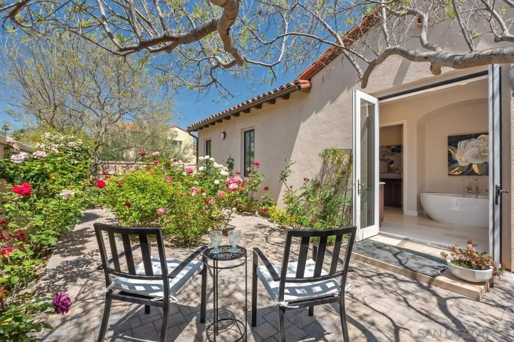 San Diego, California 92127, United States, 3 Bedrooms Bedrooms, ,4 BathroomsBathrooms,Residential,Active,174803