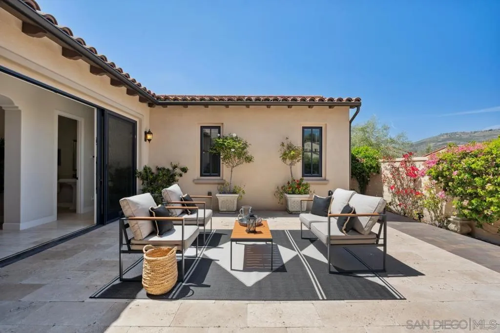 San Diego, California 92127, United States, 3 Bedrooms Bedrooms, ,4 BathroomsBathrooms,Residential,Active,174803