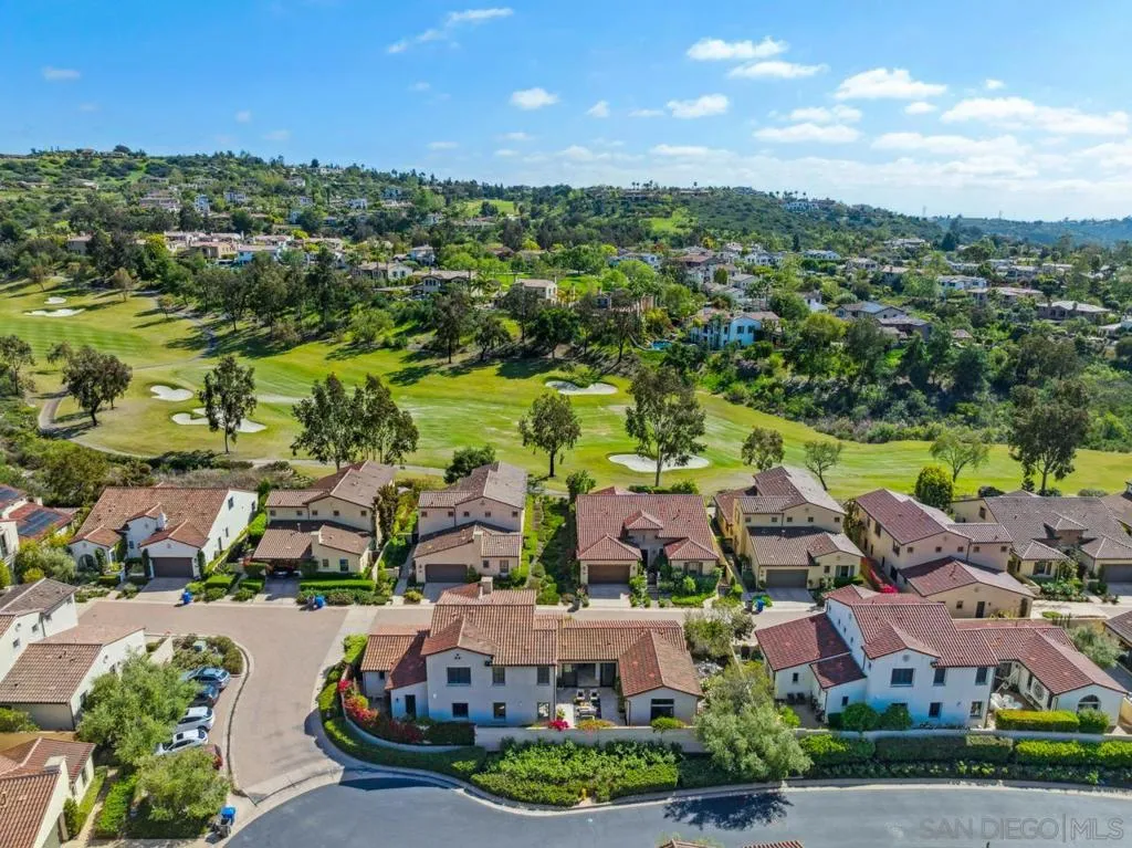 San Diego, California 92127, United States, 3 Bedrooms Bedrooms, ,4 BathroomsBathrooms,Residential,Active,174803