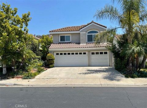 Photo of 24614 Calle Ardilla, Calabasas, CA 91302 (MLS # SR26060725)