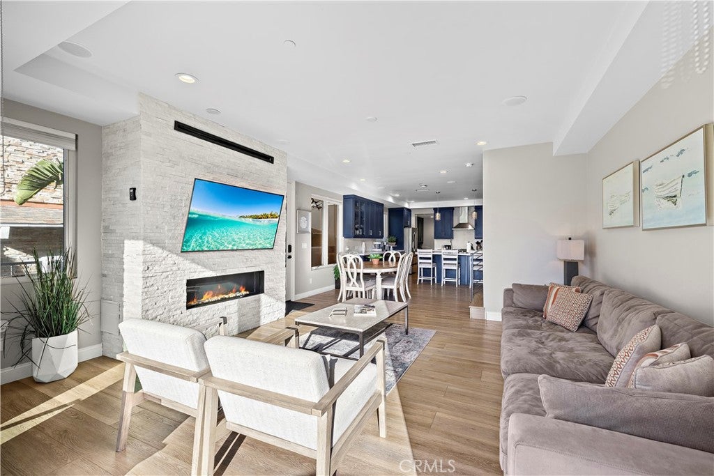 506 Clubhouse Avenue, Newport Beach CA 92663 - Photo 7