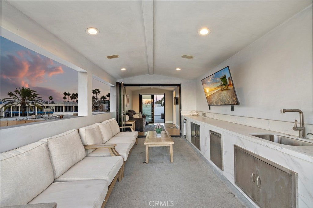 506 Clubhouse Avenue, Newport Beach CA 92663 - Photo 26