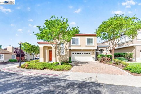 Photo of 6418 Tiffany Cmn, Livermore, CA 94551 (MLS # 41130170)