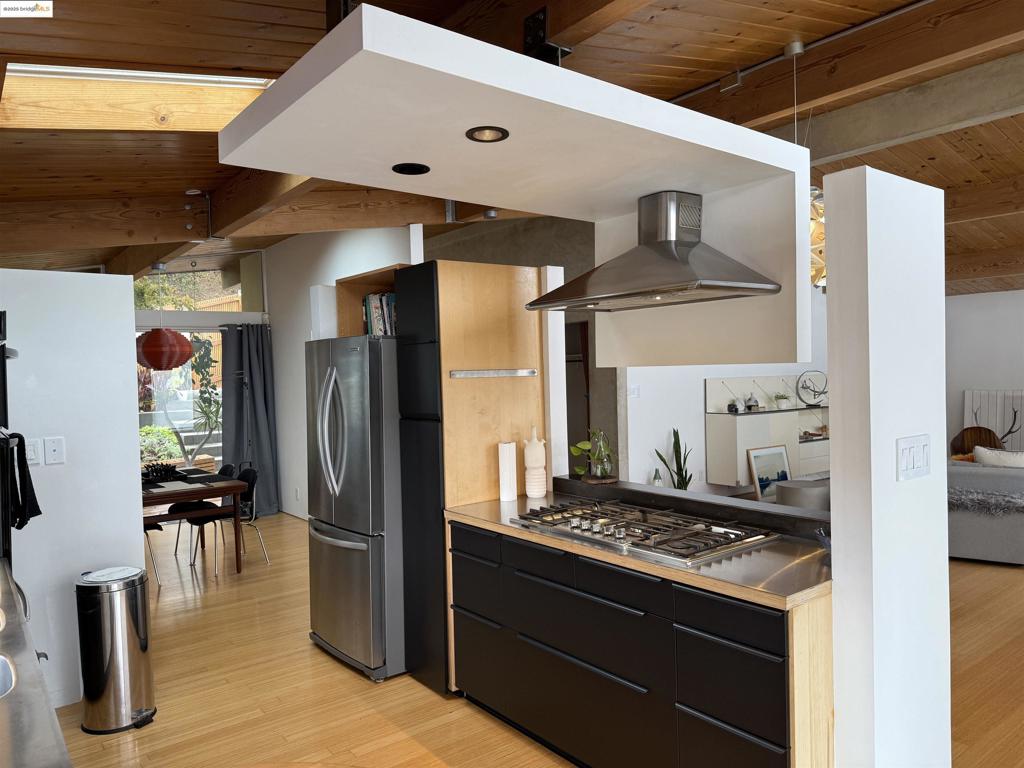 PIEDMONT PINES - Residential