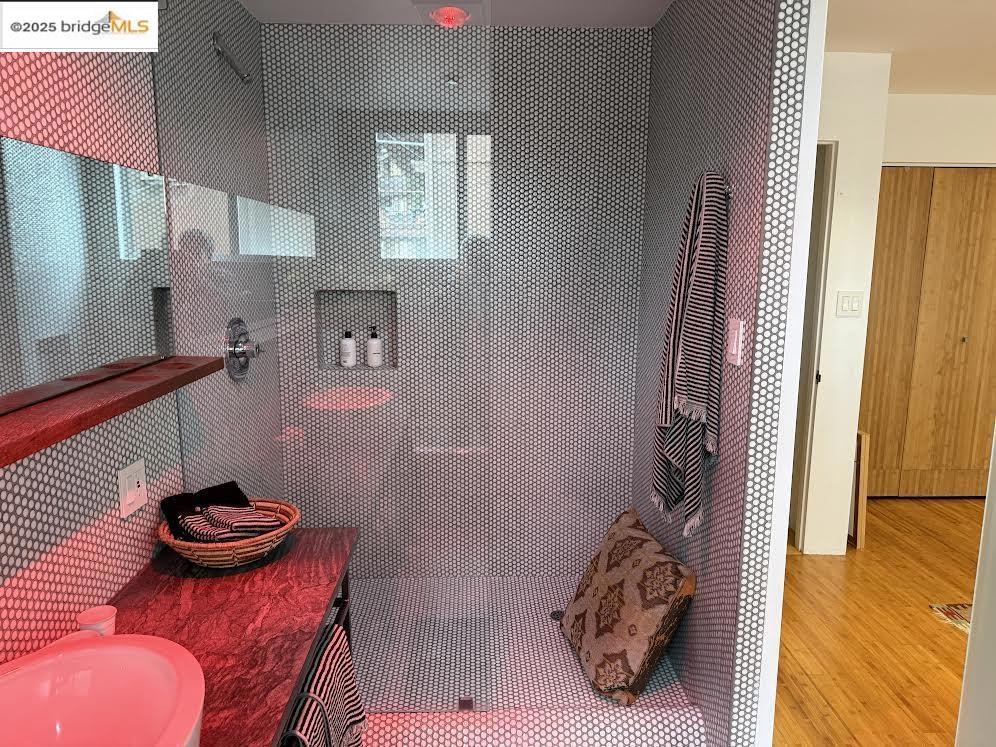 PIEDMONT PINES - Residential