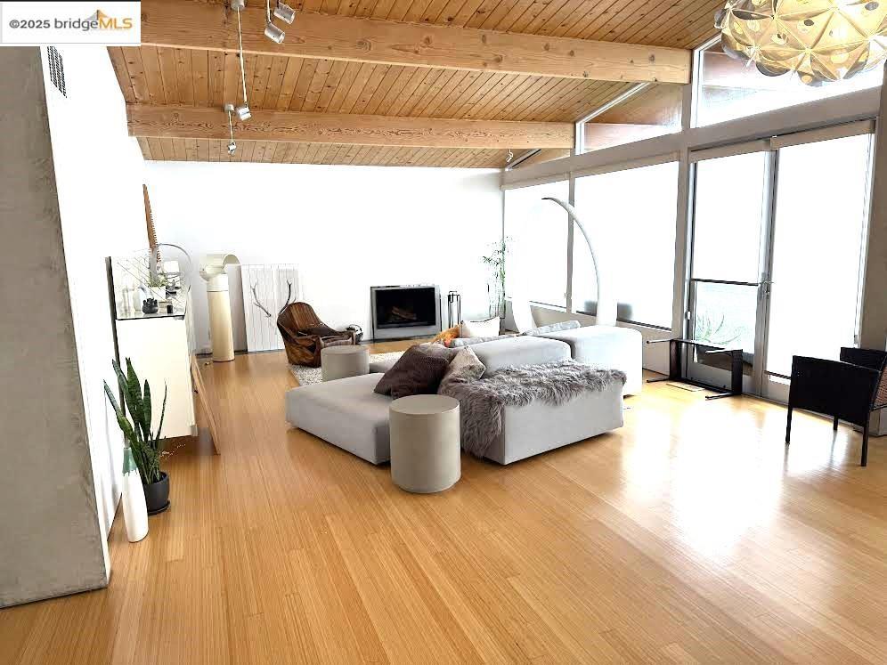 PIEDMONT PINES - Residential