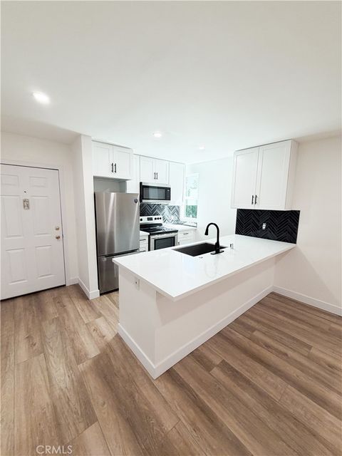 Photo of 17000 Burbank Boulevard #305, Encino, CA 91316 (MLS # SR26066852)