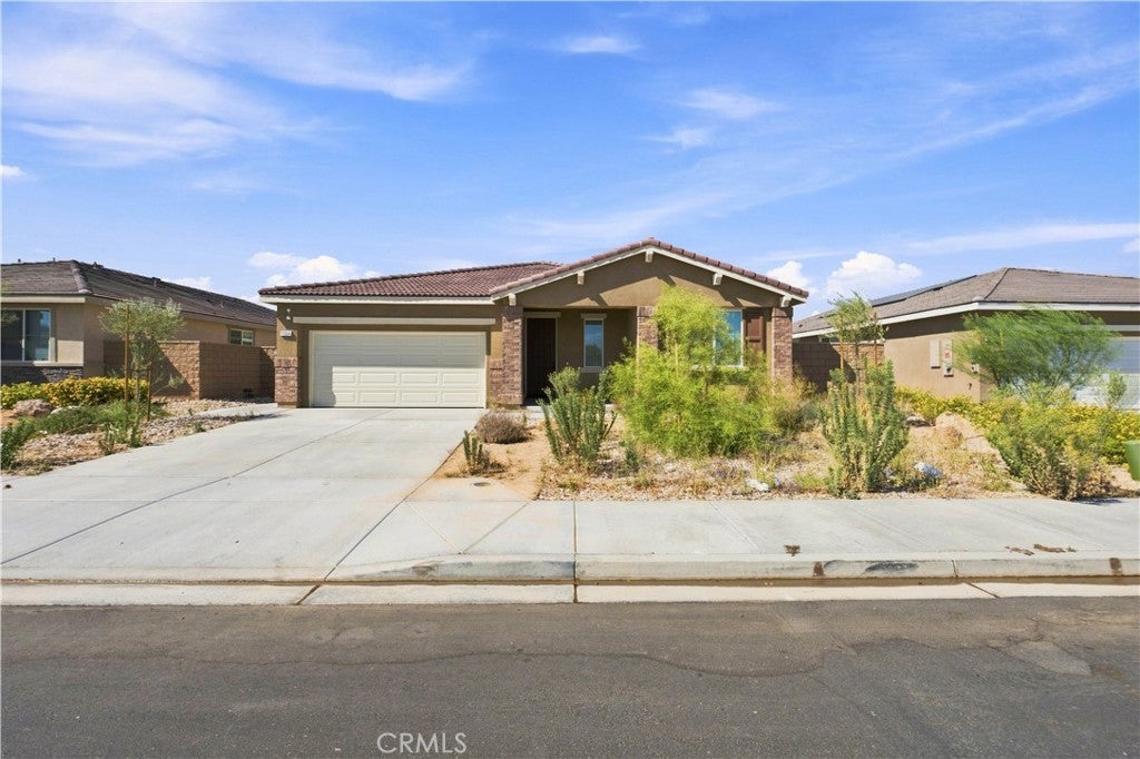 11824 Bobcat Hills Lane