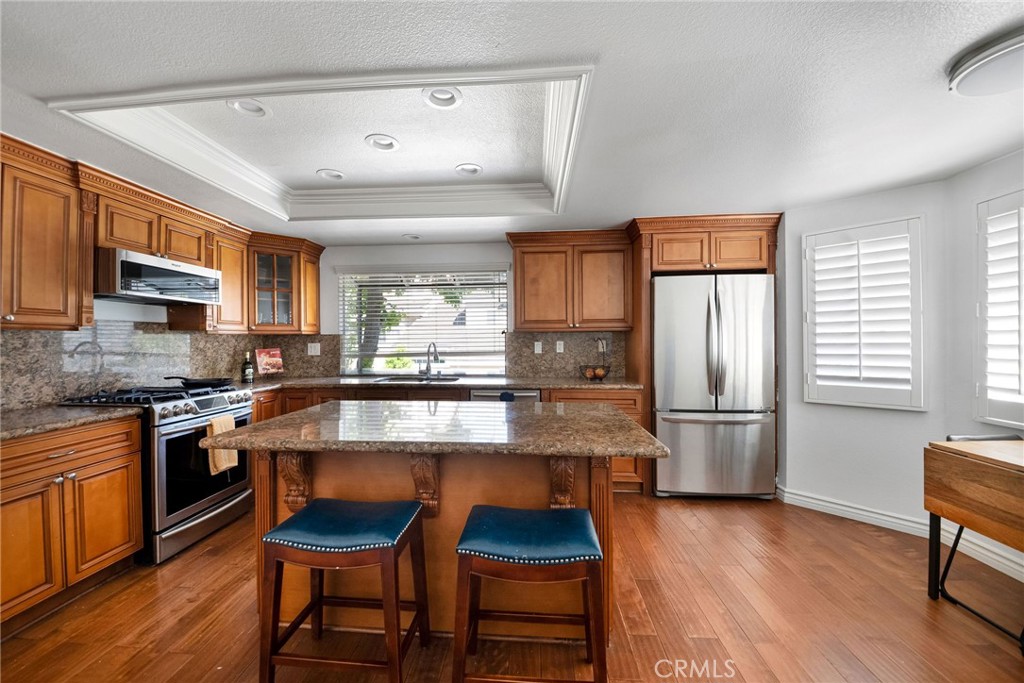 2300 Maple Avenue 136