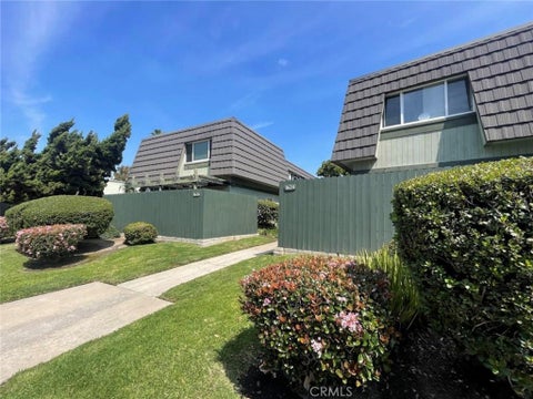 Photo of 1626 Iowa ST #C, Costa Mesa, CA 92626 (MLS # PW26169320)
