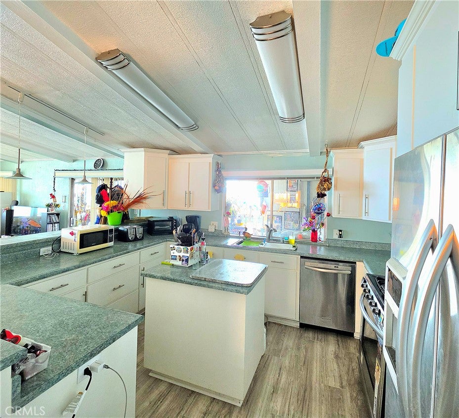 5830 Robin Hill 4