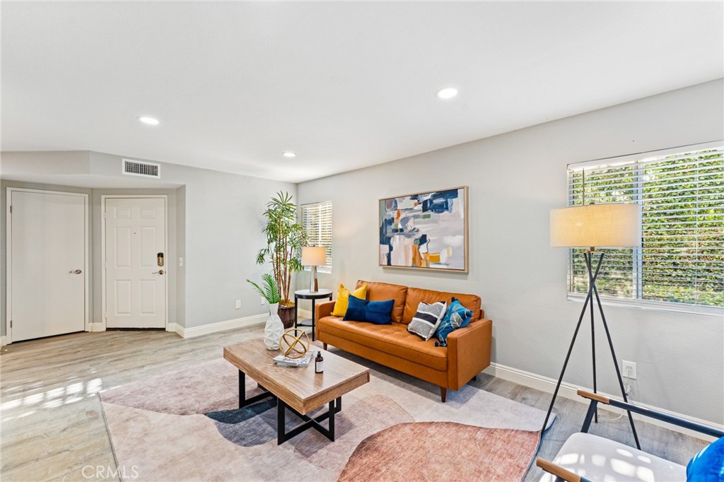 54 Corniche Drive B