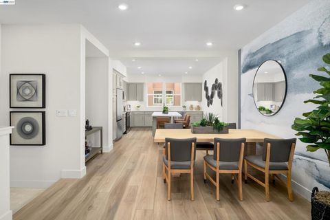 Photo of 2011 Clement Avenue Ave, Alameda, CA 94501 (MLS # 41132647)