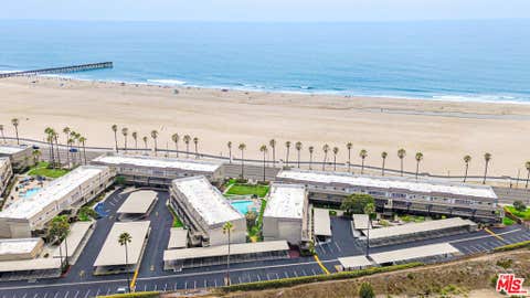 Tiny photo for 200 E Surfside Drive, Port Hueneme, CA 93041 (MLS # 26869213)