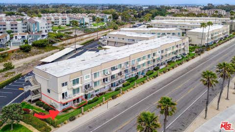 Tiny photo for 200 E Surfside Drive, Port Hueneme, CA 93041 (MLS # 26869213)