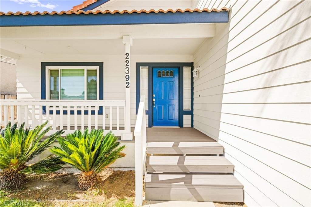 22392 Lakewood Drive