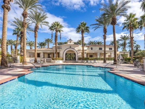 Photo of 80783 Calle Azul, La Quinta, CA 92253 (MLS # CV26188550)