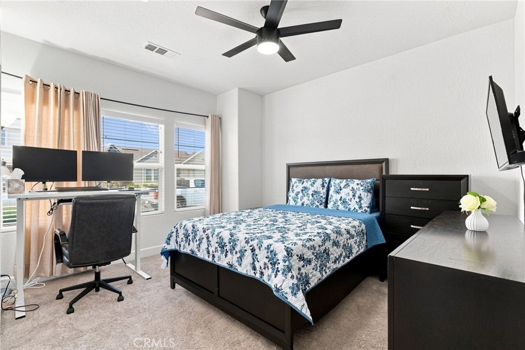 5846 E Truman