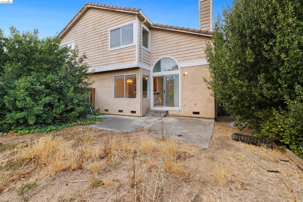 1653 Birdhaven Way