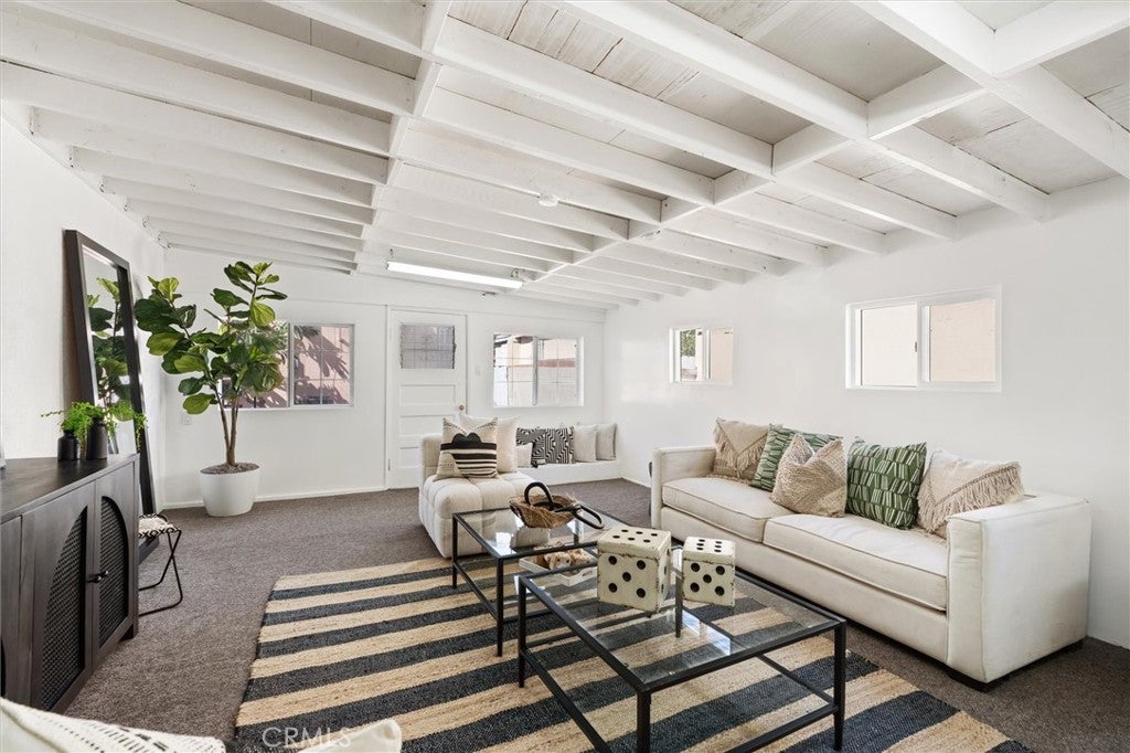 728 Mar Vista Avenue