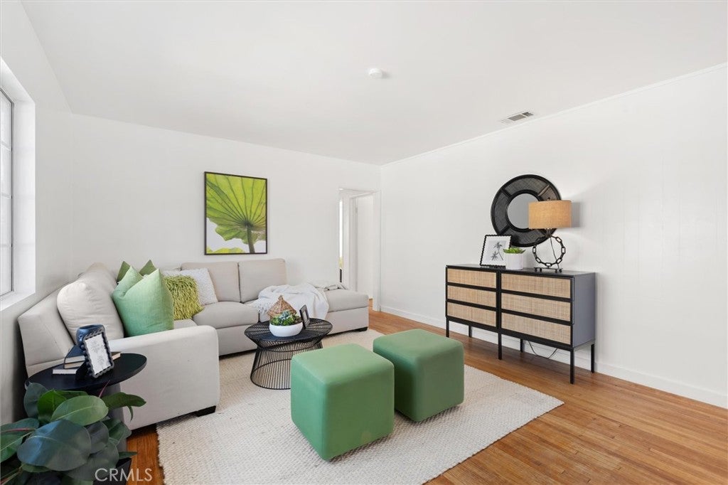 728 Mar Vista Avenue