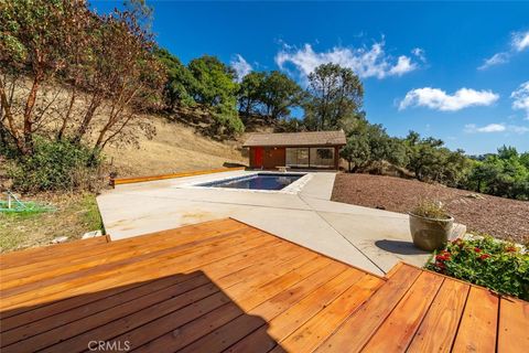 Tiny photo for 3265 Cypress Mountain Rd Rd, Templeton, CA 93465 (MLS # SR25196220)