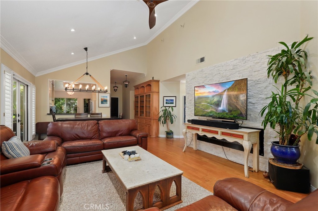 Terraces (TT) - Residential