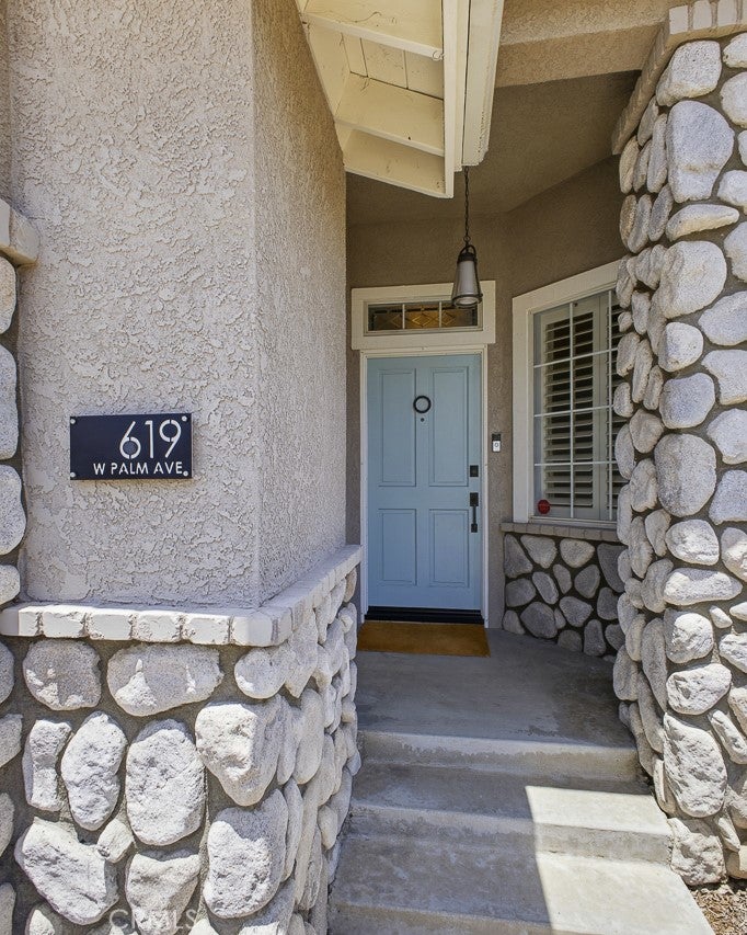 619 W Palm