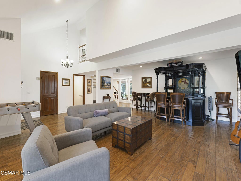 282 Hunters Point Drive