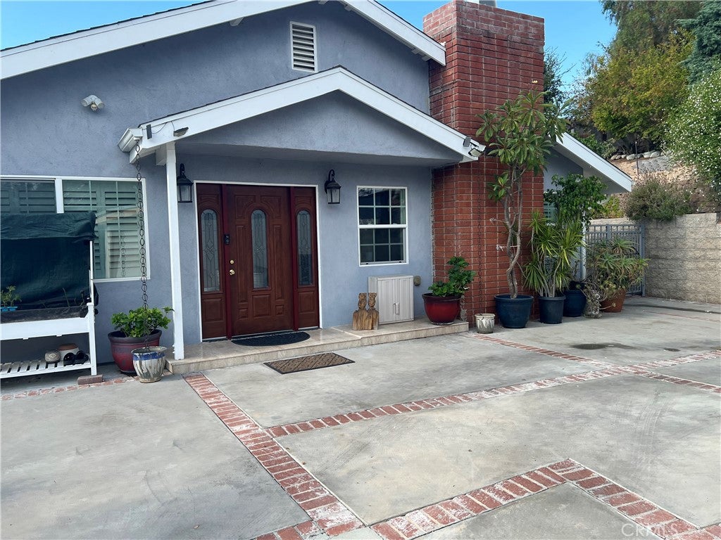9855 Mcbroom Street, Shadow Hills CA 91040
