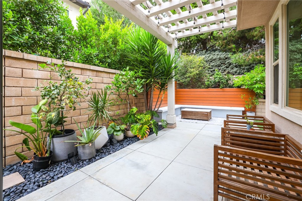 THE LANDING - Residential Lease