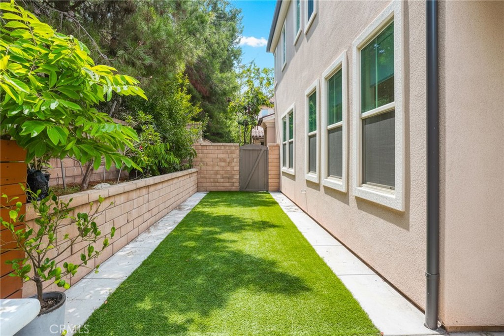 THE LANDING - Residential Lease