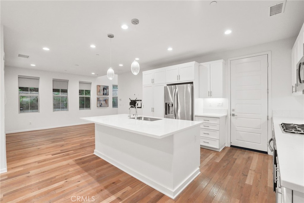 THE LANDING - Residential Lease