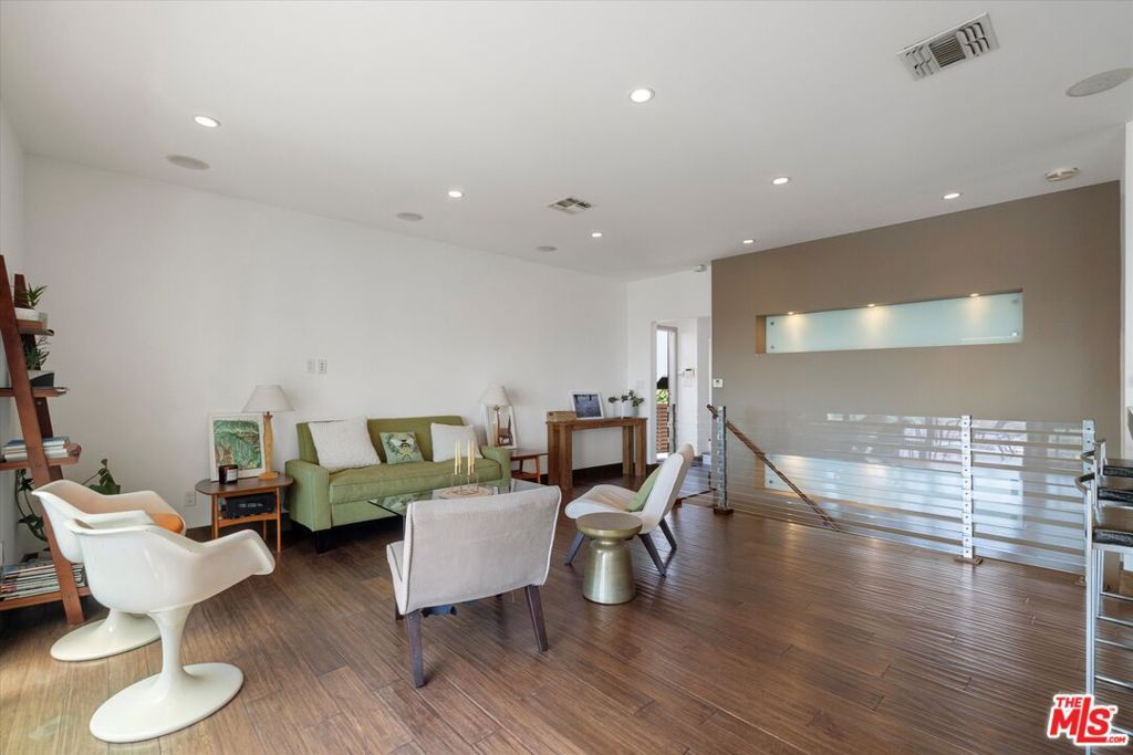 Photo of 3006 Vista Crest Drive, Los Angeles, CA 90068 (MLS # 25554015)