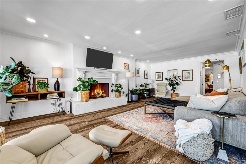 2504 University