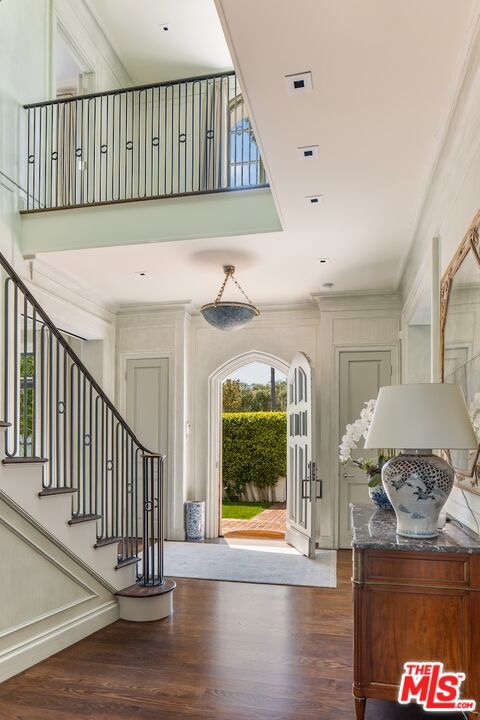 610 N Canon Drive