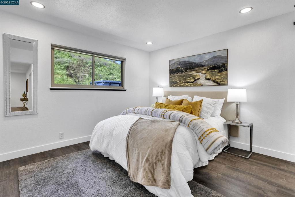 PINOLE VALLEY - Residential