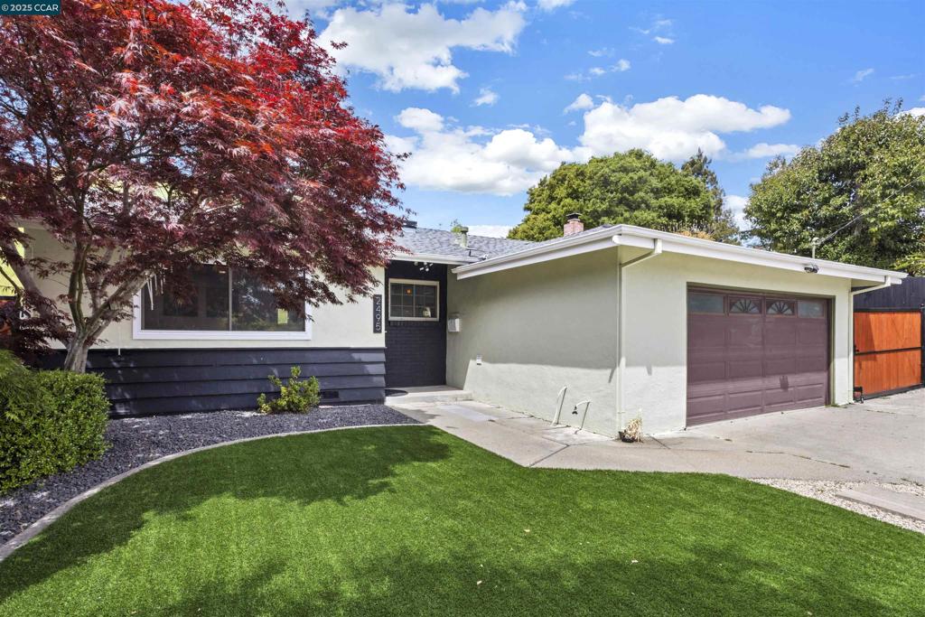 PINOLE VALLEY - Residential