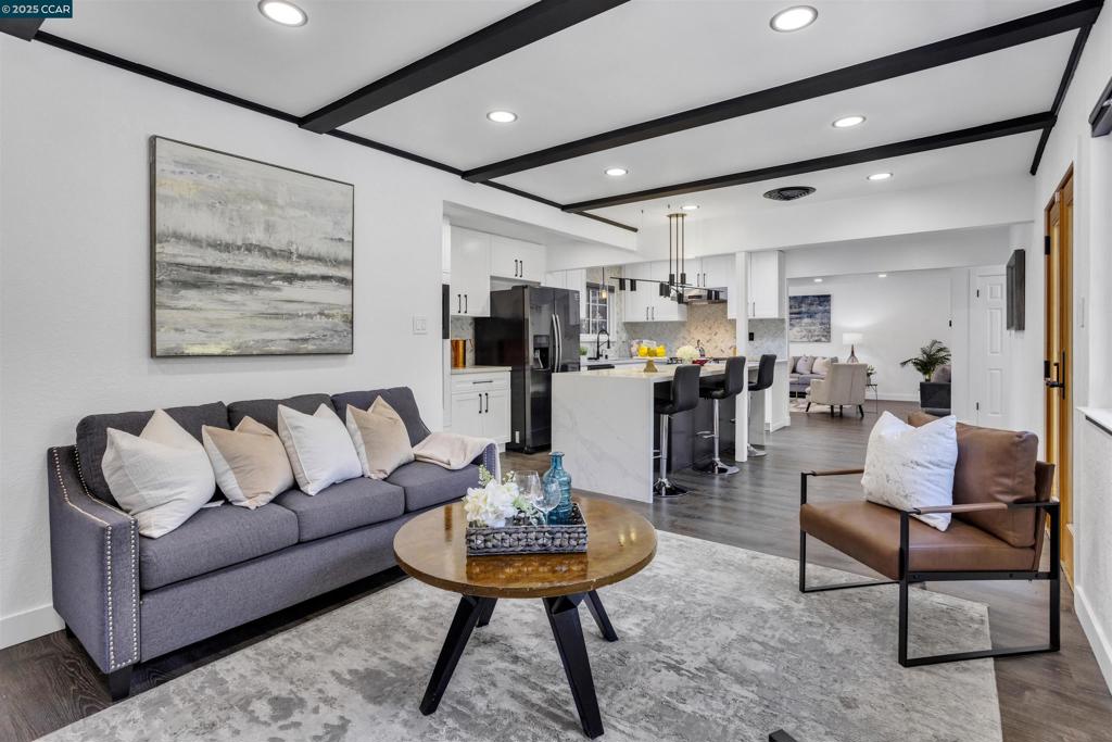 PINOLE VALLEY - Residential