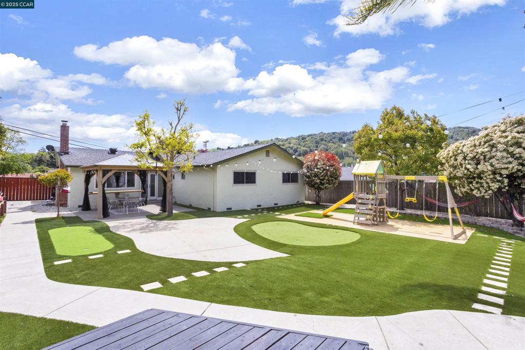 PINOLE VALLEY - Residential