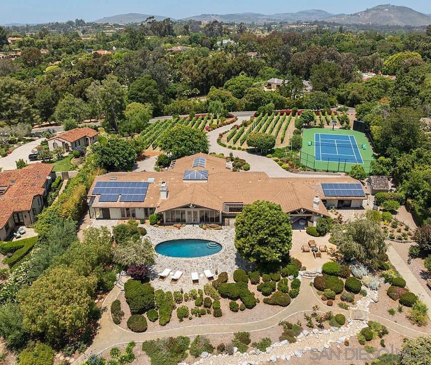 Rancho Santa Fe - Residential