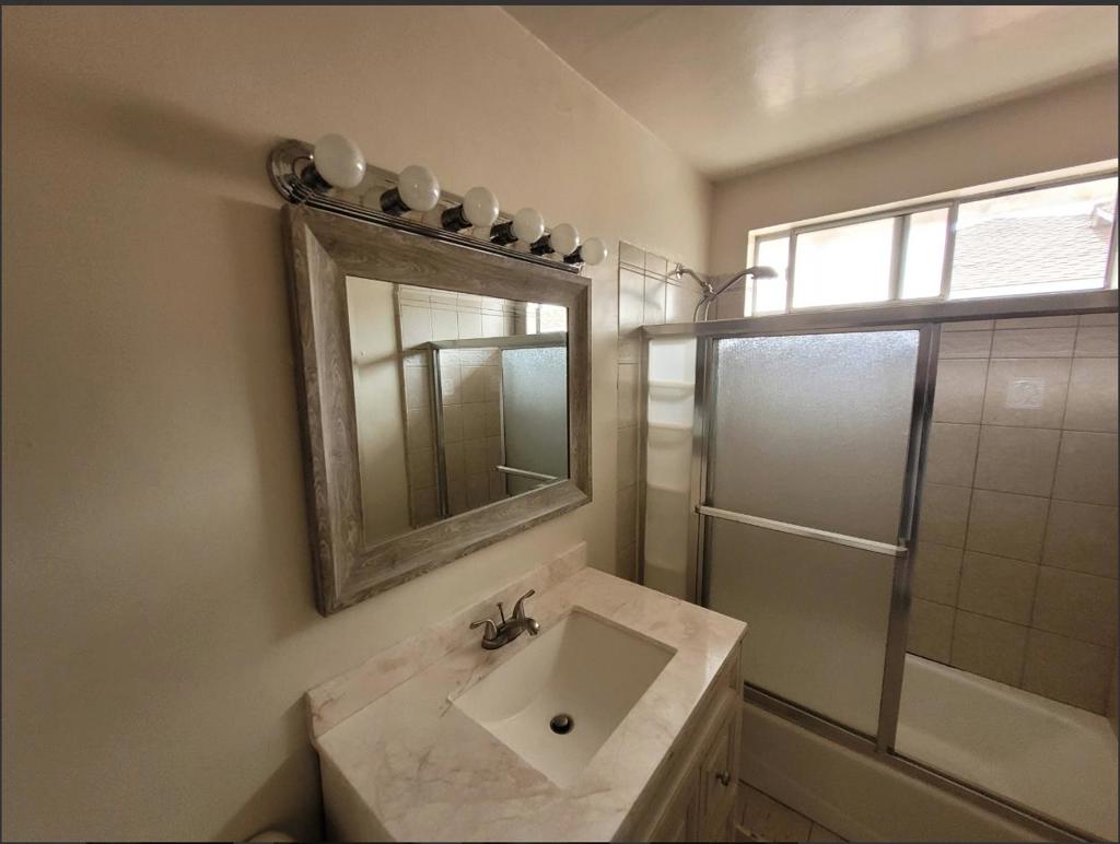 15515 Harvest Avenue